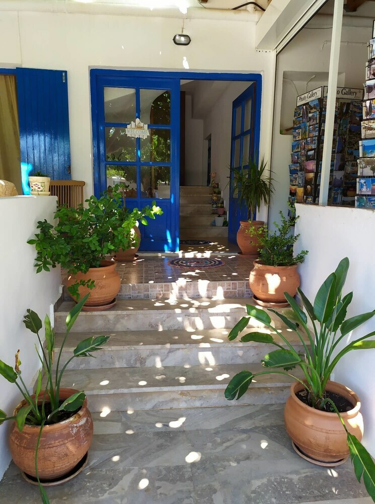 Posada Giannis Rooms