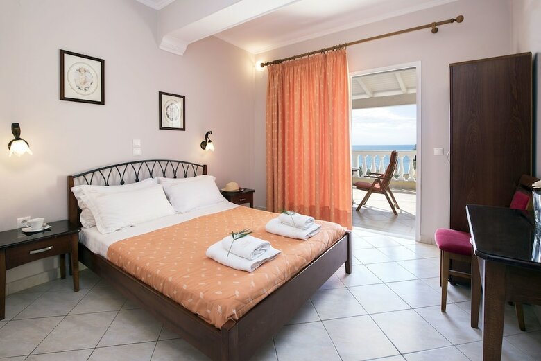 Sea Breeze Hotel & Apartments