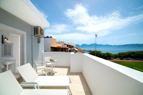 Naiades Marina Hotel