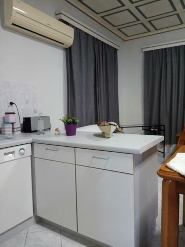 Monte Caputo Holiday House
