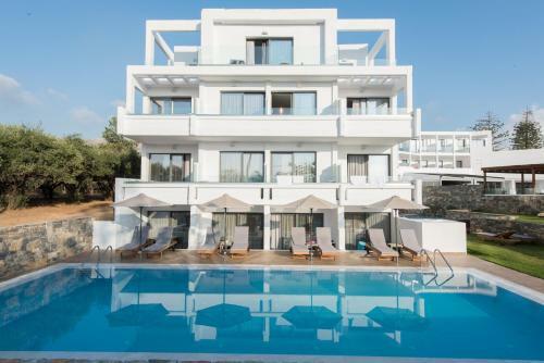 Hotel Amounda Bay