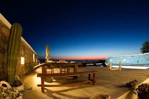 Villa White Senses Ultimate Mykonos Town View
