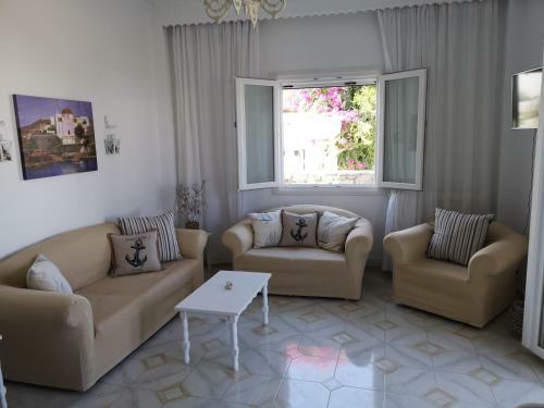 Minas House Antiparos