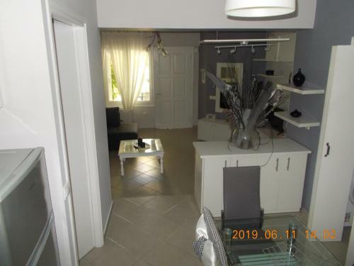 Iris Apartments