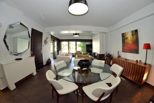 Villa Afrodite Longos