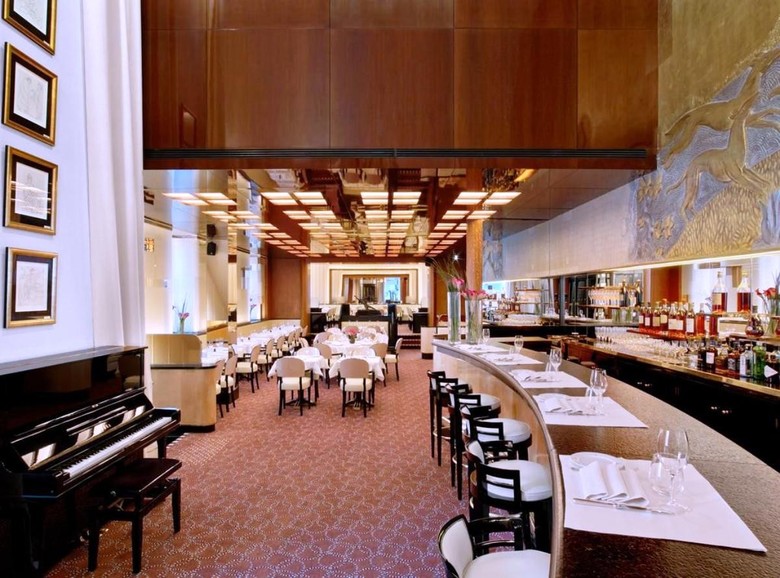 Hotel Plaza Athenee