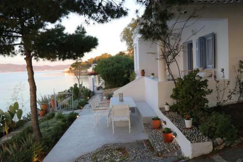 Grand Bleu Apartments&villas