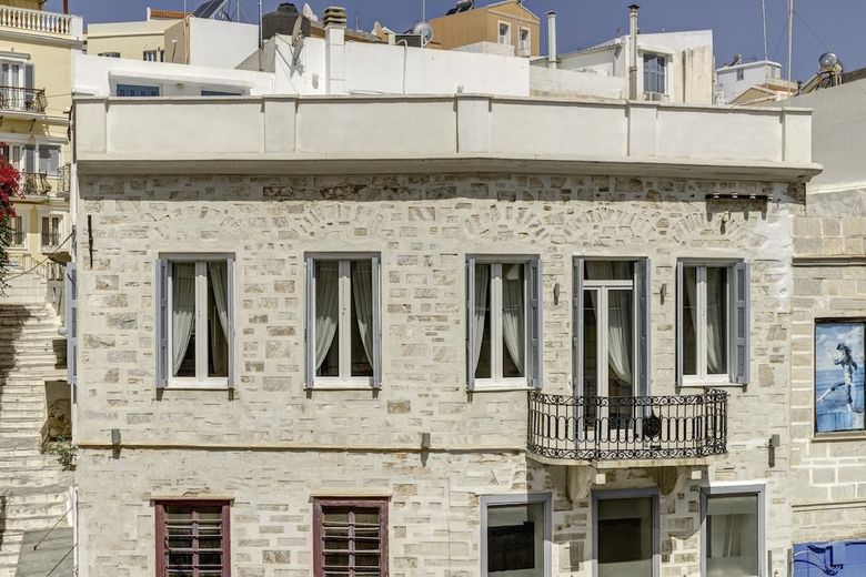 Hostal 1844 Suites
