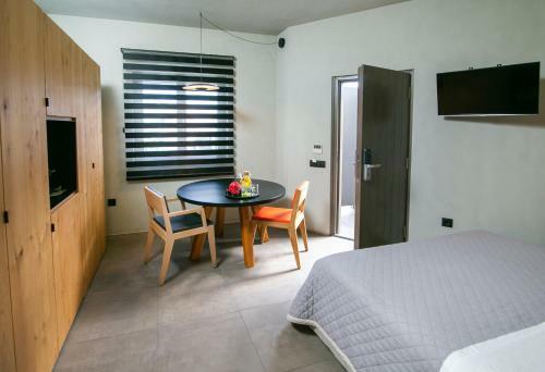 Hotel Marquise Suites - Adults Only