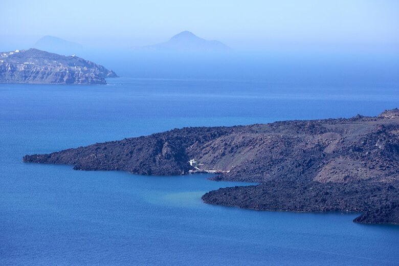 Hostal On The Cliff Suites