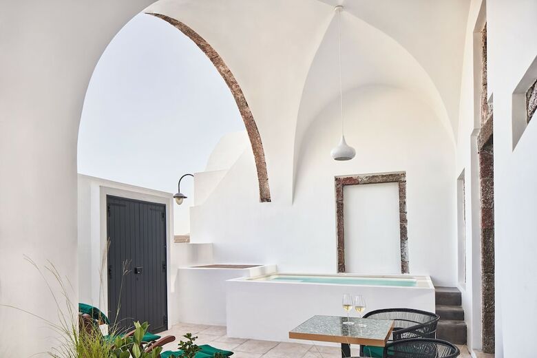 Katikies Garden Hotel - The Leading Hotels Of The World