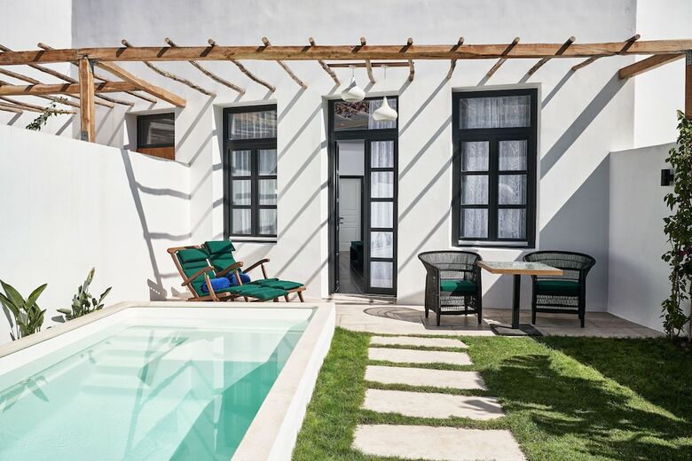 Katikies Garden Hotel - The Leading Hotels Of The World