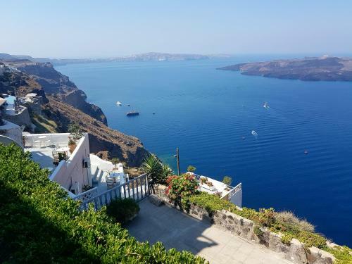 Hotel Kratiras View Luxury Suites