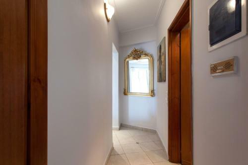 Stunning 1 Bdrm Apartment In Glyfada -sea View