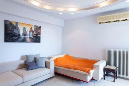 Stunning 1 Bdrm Apartment In Glyfada -sea View