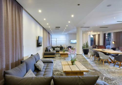 Hotel Vasia Royal