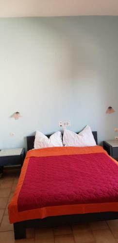 Hostal Elena's Guesthouse