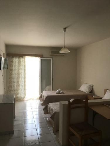 Chc Amazones Apartment - Hotel - Melanippi