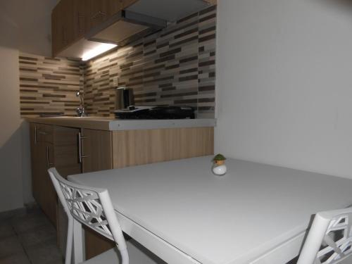 Apartamento Aristo Apts