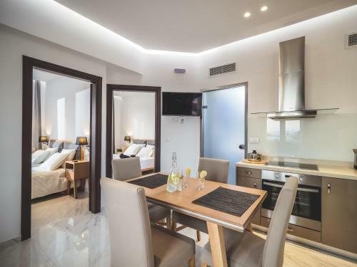 Hotel Elysian Suites