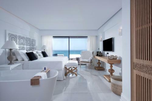 Hotel Abaton Island Resort & Spa
