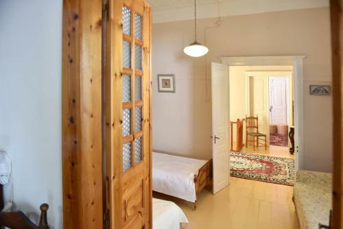 Amaryllis Guest House