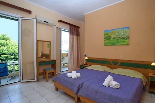 Costa Hotel