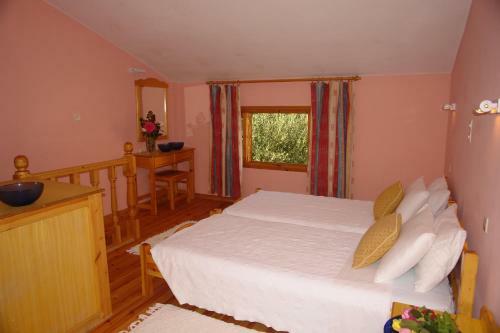 Villa Olive Apartments