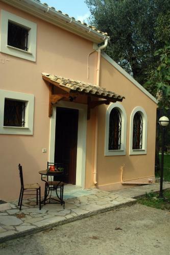 Villa Olive Apartments