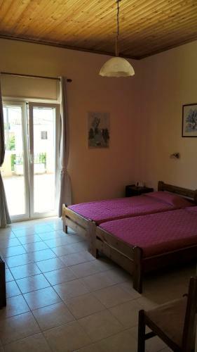 Zoi & Alexia Apartments