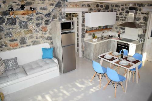 Stelani Villas & Suites