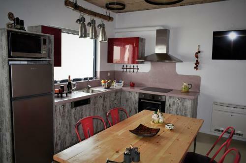 Stelani Villas & Suites