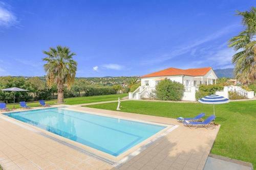 Kaligata Villa Sleeps 7 Pool Air Con Wifi