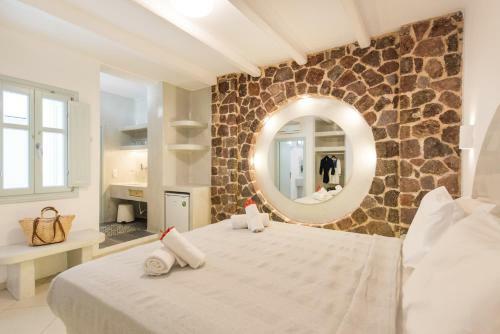 Secret Earth Villas - Santorini