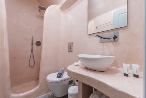 Secret Earth Villas - Santorini