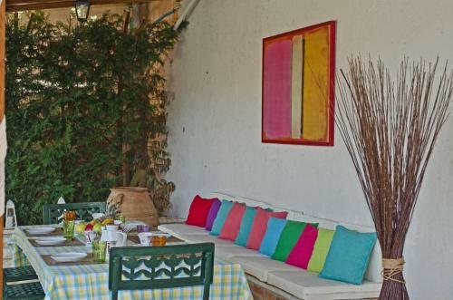 Kassiopi Villa Sleeps 8 Pool Wifi