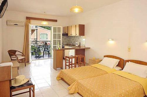 Philippos Kassiopi Apartments