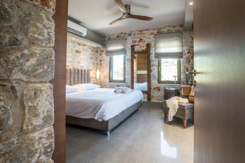 AA Luxury Villas