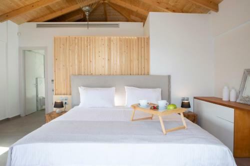 Rachi Sea View Villas