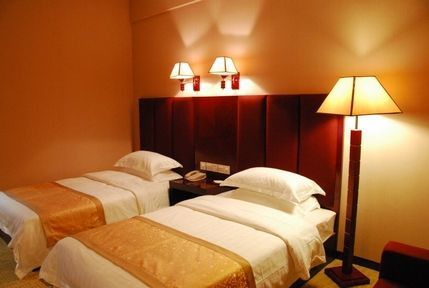 Huifeng Business Hotel