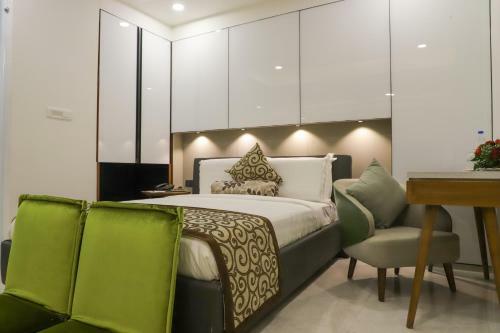 Hotel Ebony Residency
