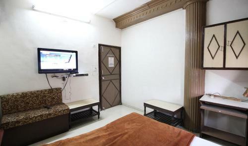 Hotel Maninagar Residency
