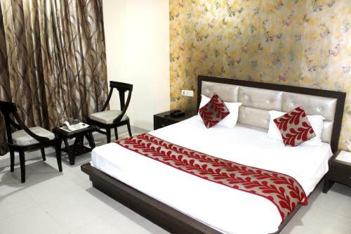 Hotel Parkside Grand Navjyoti