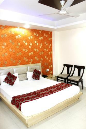 Hotel Parkside Grand Navjyoti