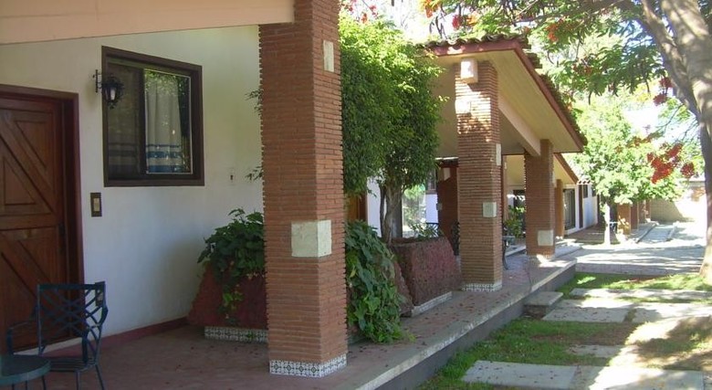 Villas Del Sol Hotel & Bungalows