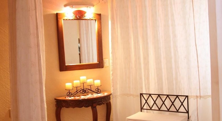 Villas Del Sol Hotel & Bungalows