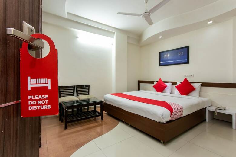 Oyo 5839 Hotel Mohit Regency