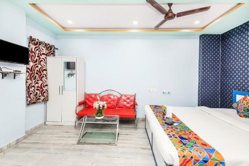Fabhotel Park Street