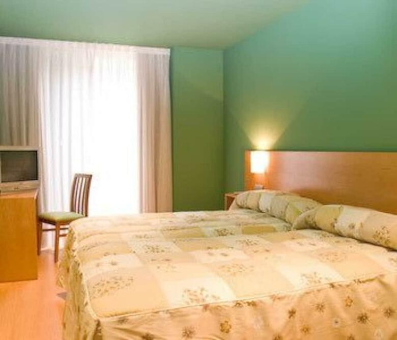 Hotel Bilbao Jardines