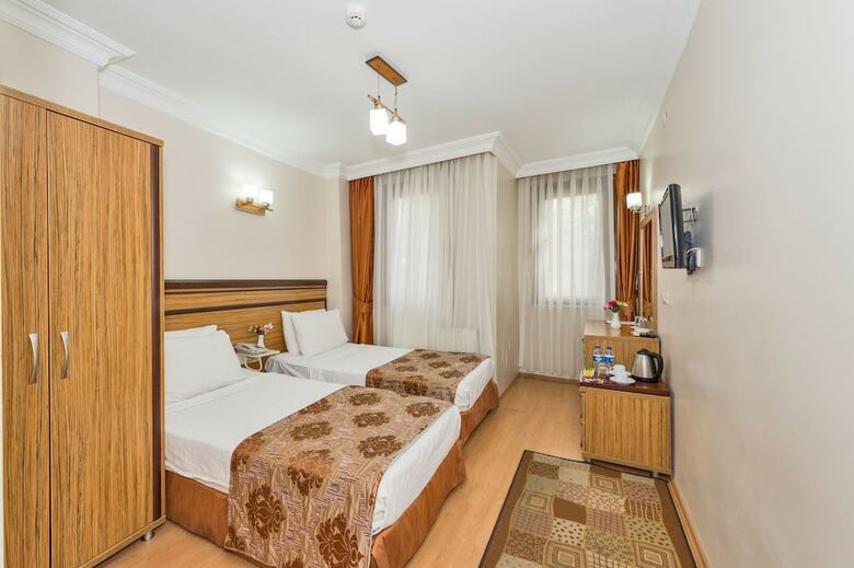 May Hotel